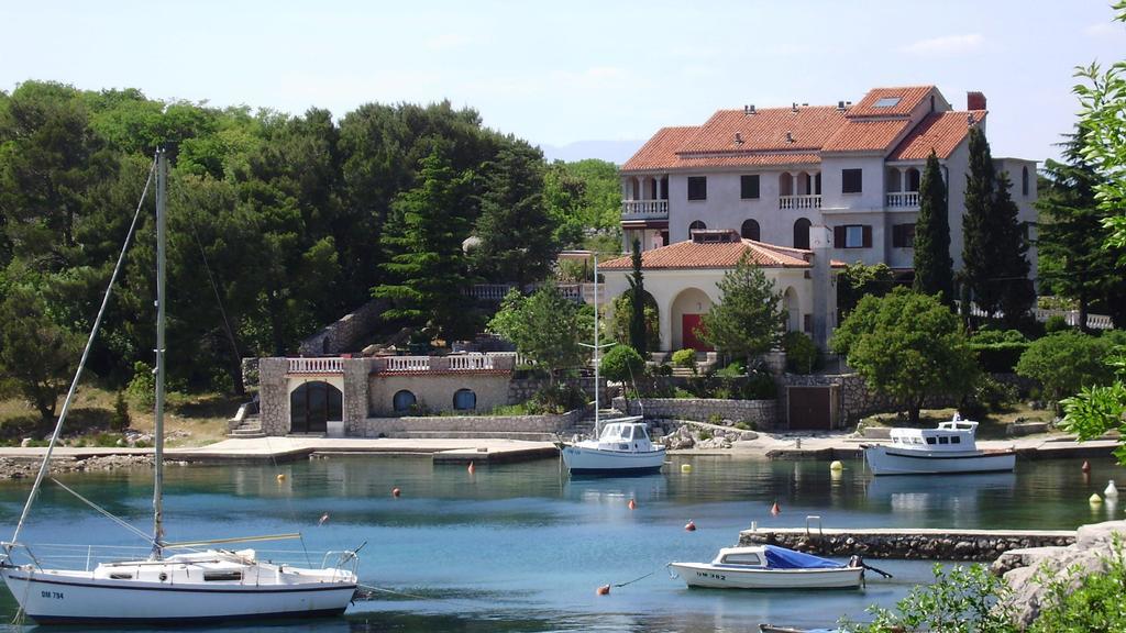 Vila Jadranka Apartments And Rooms Omišalj Szoba fotó